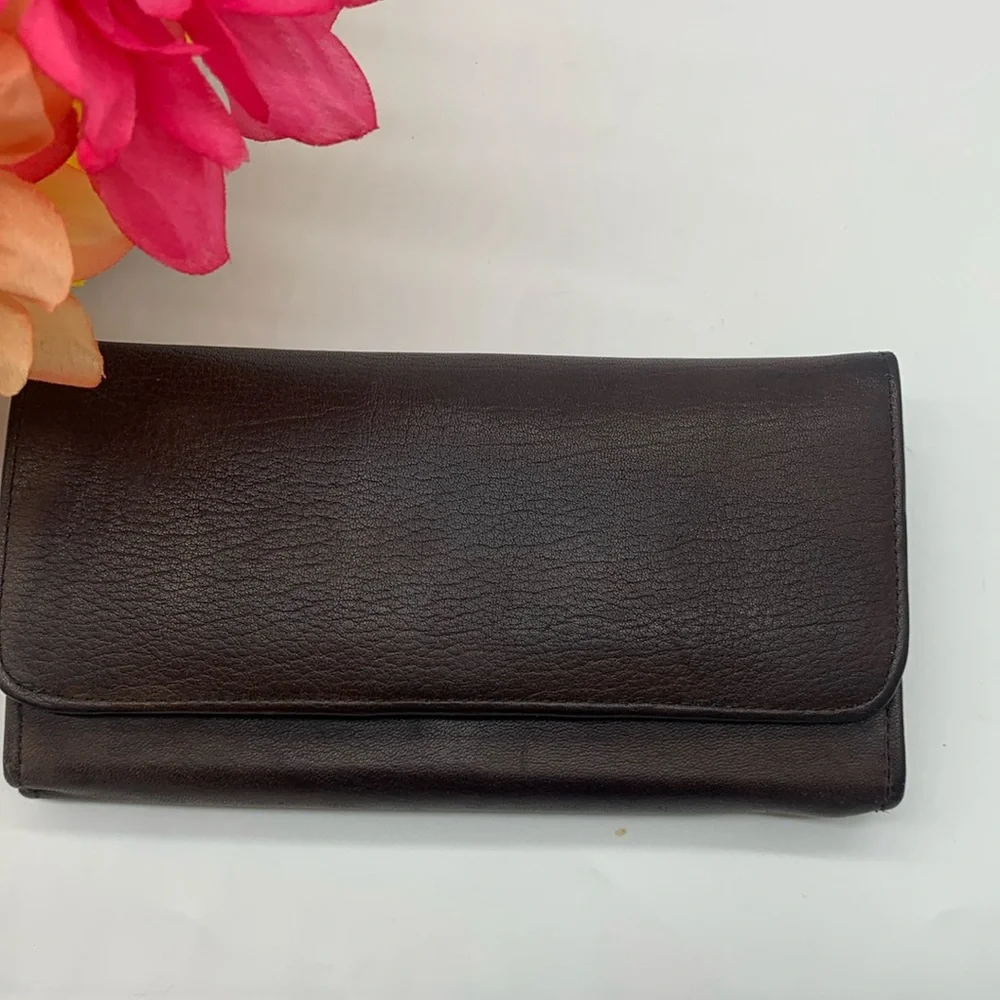 Wilsons Leather Chocolate Brown Wallet Standard Size